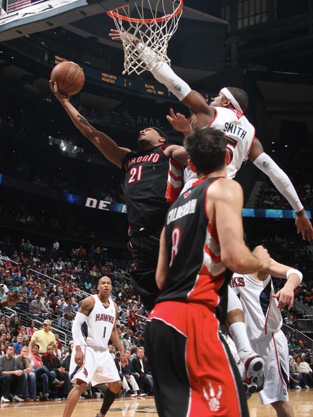  西亚卡姆冲击篮下无解，猛龙主场力克凯尔特人